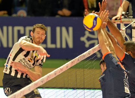 Volley Ligue A le Stade Poitevin sombre à Montpellier 3 0