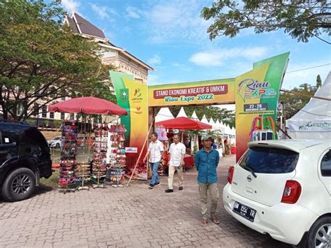 Cerita Sukses UMKM Riau Manfaatkan Sabut Kelapa Jadi Barang Berharga