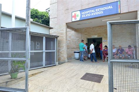 Homem é agredido barra de ferro e leva tiros em bairro de Colatina