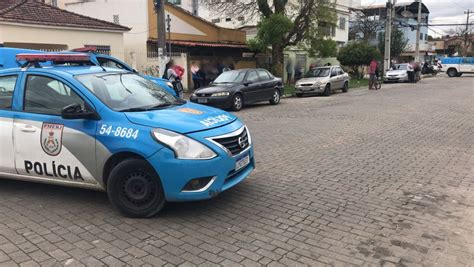 Dois Jovens S O Assassinados A Tiros No Bairro Alvorada Em Resende