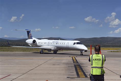 The Embraer ERJ Family: What Are The Different Models? - Simple Flying