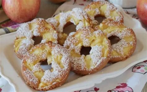 Beignets aux pommes cuits à la poêle Toutes Recettes