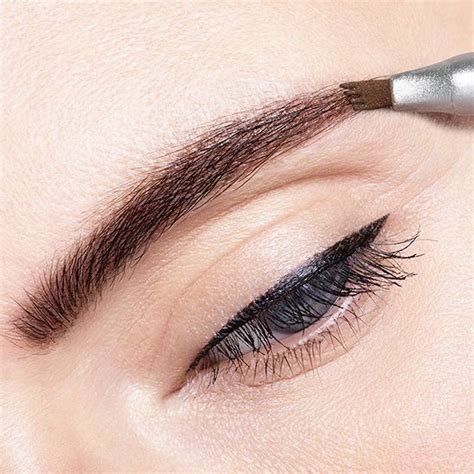 Introducing new LOréal Paris Brow Artist Micro Tattoo Eyebrow Definer