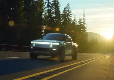 Rivian R1t All Electric Adventure Truck Promises Impressive On And Off