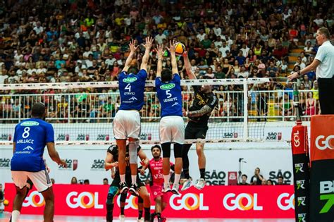 Sada Cruzeiro Vence Guarulhos E Octacampe O Da Copa Brasil Vavel Brasil