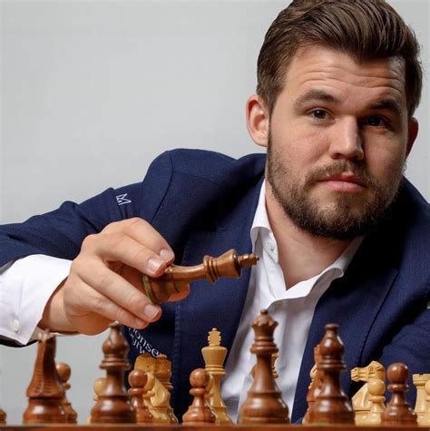 Carlsen Wins Game 6 Stabroek News