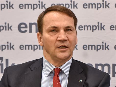 Rados Aw Sikorski I Tajemnicze Tys Euro Europose W Raporcie