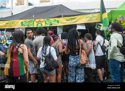 Notting Hill Carnival Food Stall Banque De Photographies Et Dimages