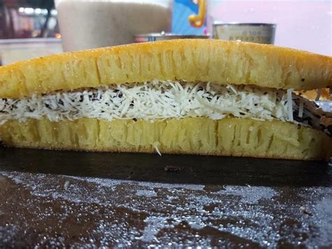 Daftar Harga Menu Delivery Martabak Top Bandung Pahlawan Revolusi