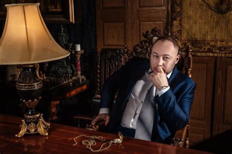 Omofobia ragazzo gay umiliato da telefono amico in Russia Questo servizio non è per i fr ci