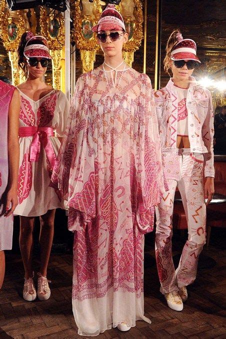 Zandra Rhodes Spring Summer 2016 Ready To Wear Fashion Spring Summer