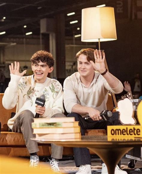 Kit And Joe Gay Outfit Cute Gay Connor