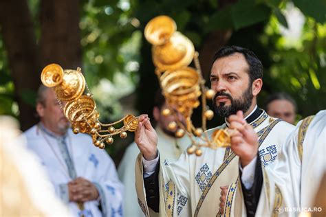 Galerie foto Priveghere pentru icoana Maicii Domnului Prodromița la