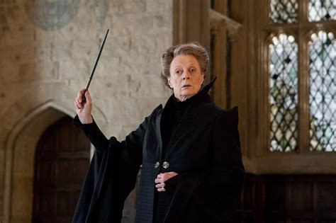 Morre Dame Maggie Smith icônica atriz de Harry Potter e Downton Abbey