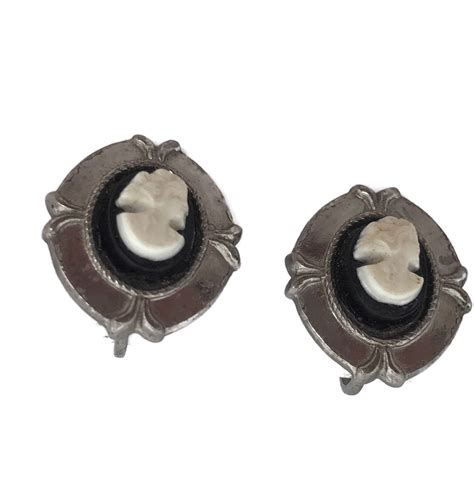 1950s Vintage Cameo Earrings Clip On Earrings Vintage Etsy