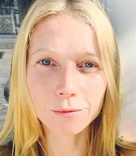 21 Gorgeous Celebs Without Makeup On Instagram Youbeauty