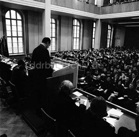 Ddr Fotoarchiv Berlin Er Ffnung Der Studententage In Der Berliner