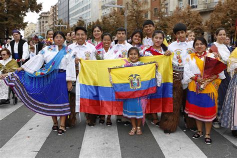 Fotos De Los Grupos De La Ofrenda De Flores 2023 A La Virgen Del Pilar