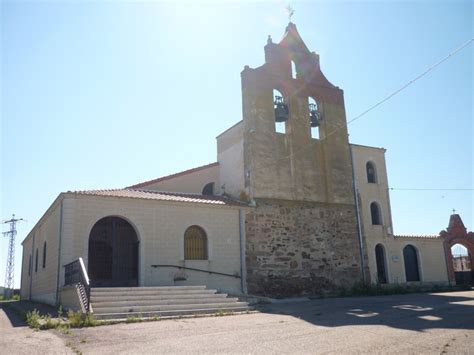 Iglesia De San Esteban Ayuntamiento De Cebrones Del R O