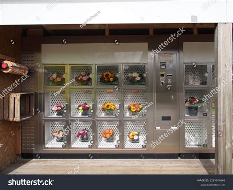 899 Traditional Vending Machine Images Stock Photos Vectors