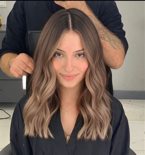 Pin By Caam🤍 On Colores Brunette Hair With Highlights Brown Hair