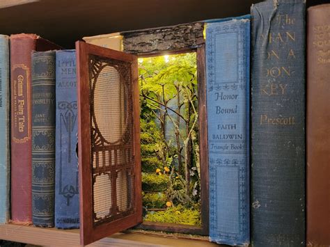 Handmade Nature Book Nook - Etsy