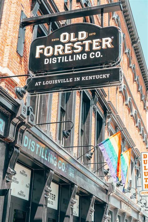 The 12 Best Distilleries in Louisville, Kentucky (With a Map!)