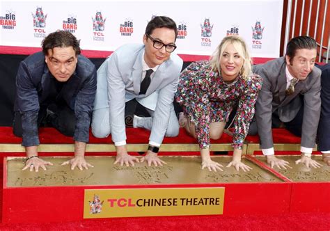 Johnny Galecki Jim Parsons Kaley Cuoco Simon Helberg Kunal Nayyar Mayim Bialik Melissa