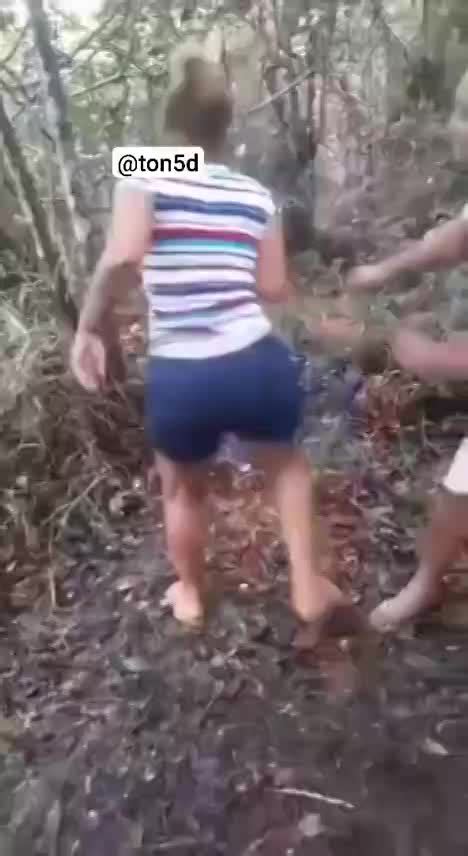Girl Caught By Her Parents While Having Sex Outdoors Livegore