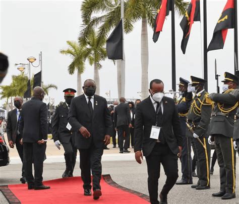 Ramaphosa Attends Funeral Of Former Angolan President Dos Santos