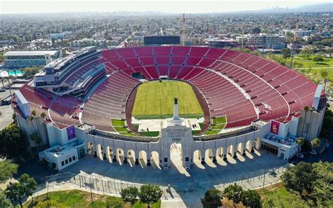 Los Angeles Memorial Coliseum American Outdoor Sports Stadium