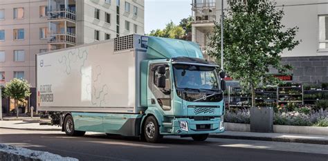 Volvo delivers its first electric trucks | Electrek