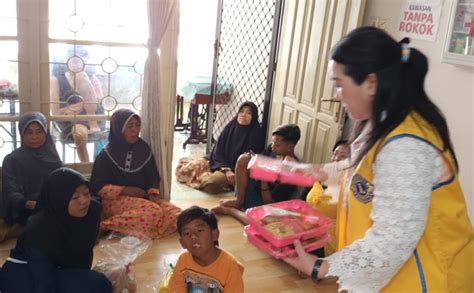 Berbagi Kebahagiaan Bersama Anak Anak Penyintas Kanker Di Surabaya