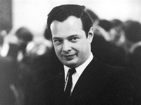 Beatles Manager Brian Epstein Honored With Blue Plaque