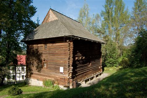 Zabytkowy spichlerz zbożowy 2 Historic granary Janusz Madejski Flickr