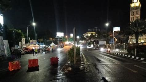 Potret Car Free Night Di Jalur Puncak Bogor Saat Malam Tahun Baru