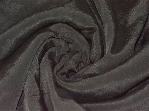 Plain American Crepe Fabric For Textile Industry GSM 100 150 At Rs