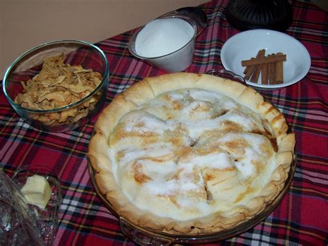 Green Acres With Twyla Amish Style Dried Apple Pie