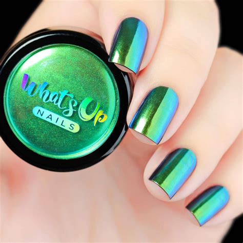 50 Gorgeous Holographic Nails That Are Simply Stunning