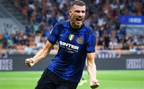 Instagram Dzeko Supera I 100 Gol In Serie A Grazie Anche Alla Roma