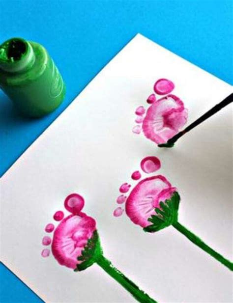 Cute Idea For Multiple Babies Footprint Crafts