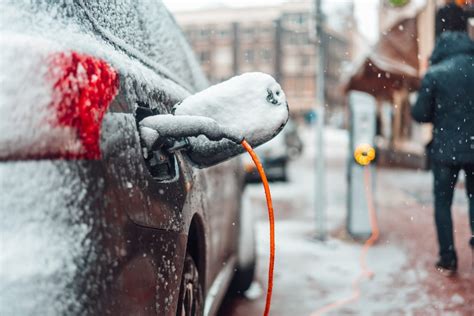 Electric Cars vs. Cold Weather - Can Electric Cars Handle the Winter Temperatures? - Electric ...