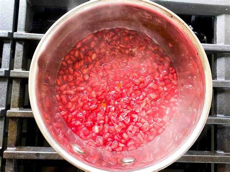 Natural Red Food Coloring - The Plant Based Palette