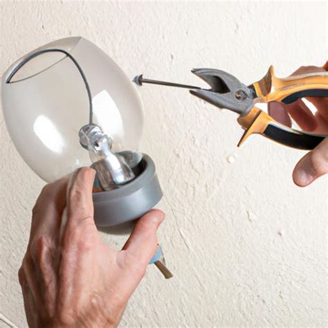 How to Replace a Lamp Socket: A Comprehensive Guide - lampnewss.com