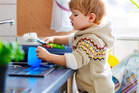 7 Important Reasons Why Kids Should Have Chores In 2022 Teaching Life