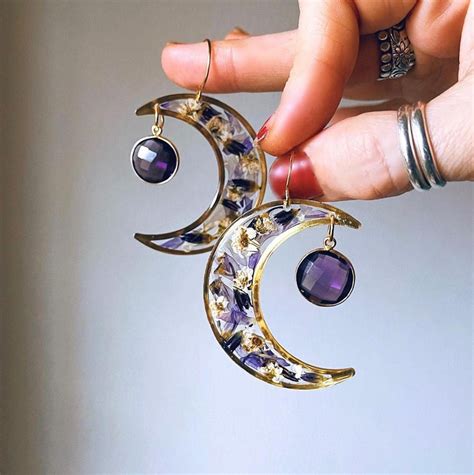 Purple Shooting Star And Spirea Crescent Moon With Amethyst Jupiter