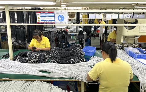 Shenzhen Factories Keep Running At Full Capacity Despite Covid 19