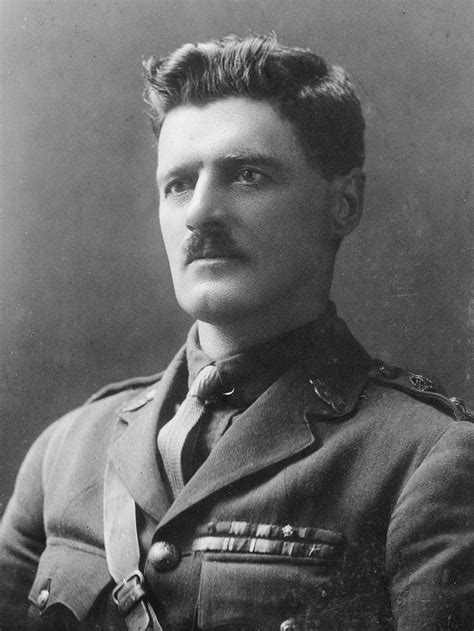 Family of 'humble hero' Harry Murray loans Victoria Cross to Australian ...