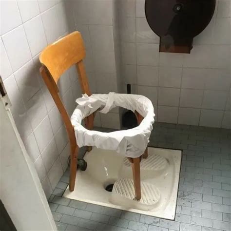 40 Of The Weirdest Toilets That Will Make You Appreciate The One You ...