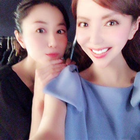 久本直美さんのインスタグラム写真 久本直美instagram「オンエア終わり💕 大好きな大平ちゃんとスレ違いにパシャリ💕 大事な仲間